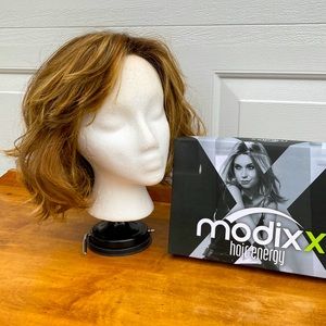 Ellen Wille Stella in Bernstein multi rooted (12/26/27), lace front, mono part